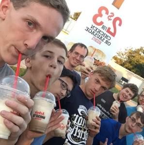 Meet your Posher, Cory